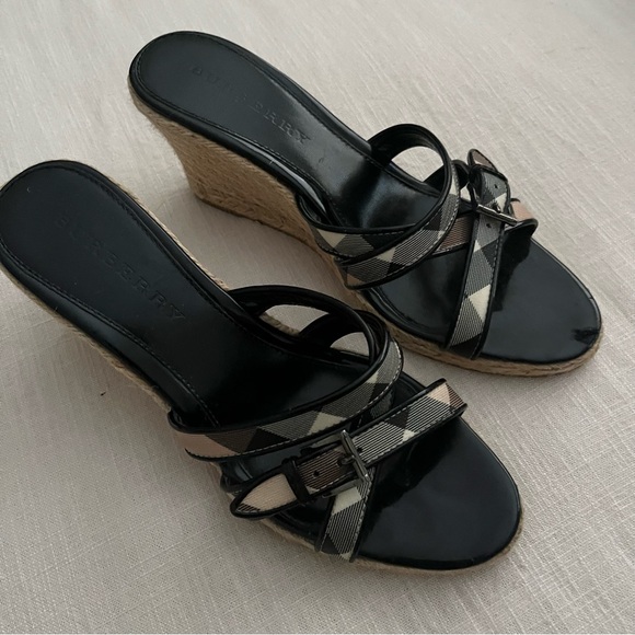 Burberry Nova Check Black Patent Leather Espadrille Wedges Size 40 - Picture 2 of 11